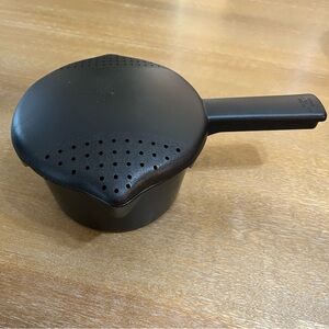 Pampered Chef Small Micro-cooker 1 Quart